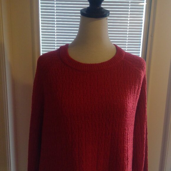 Beautiful Red Light Cable Knit Patterned Crew Neck Stretchy Long Sleeve Sweater - Picture 4 of 8